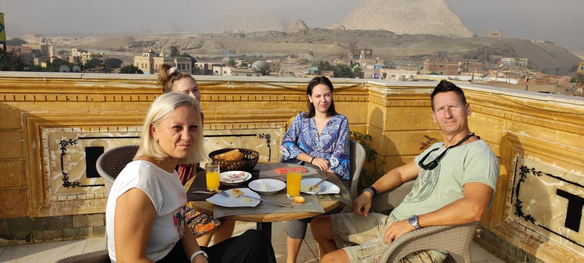 Pyramids Kingdom - Guest House Kafret el-Gabal Zewnętrze zdjęcie